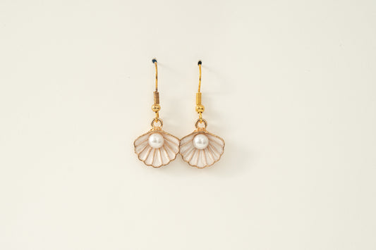 Hängeohrringe  mit hellrosa Muschel, handmade