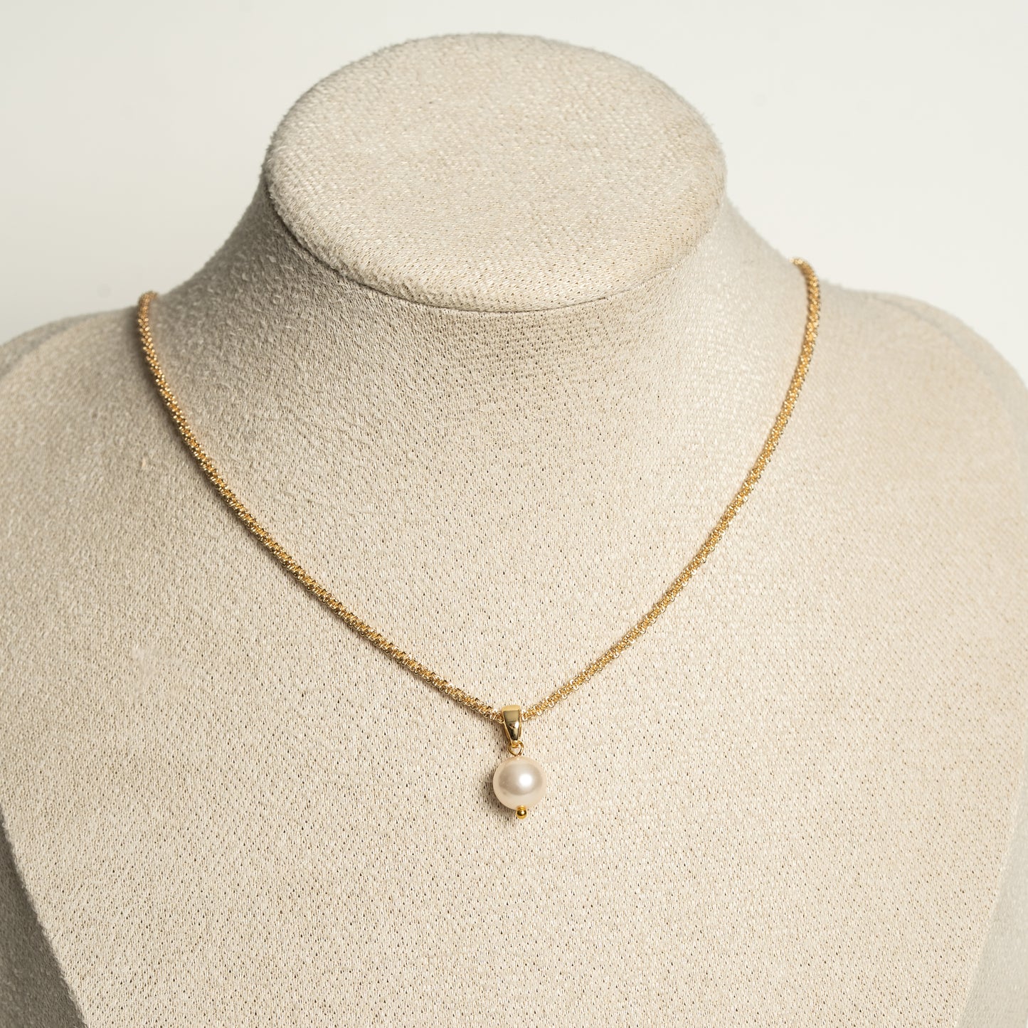 Glitterlkette mit Perlenanhänger