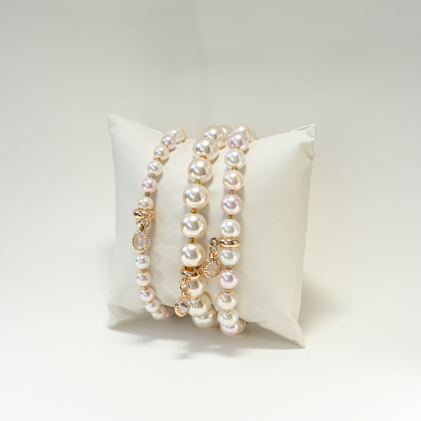 Champagnerfarbenes Perlenarmband, handmade