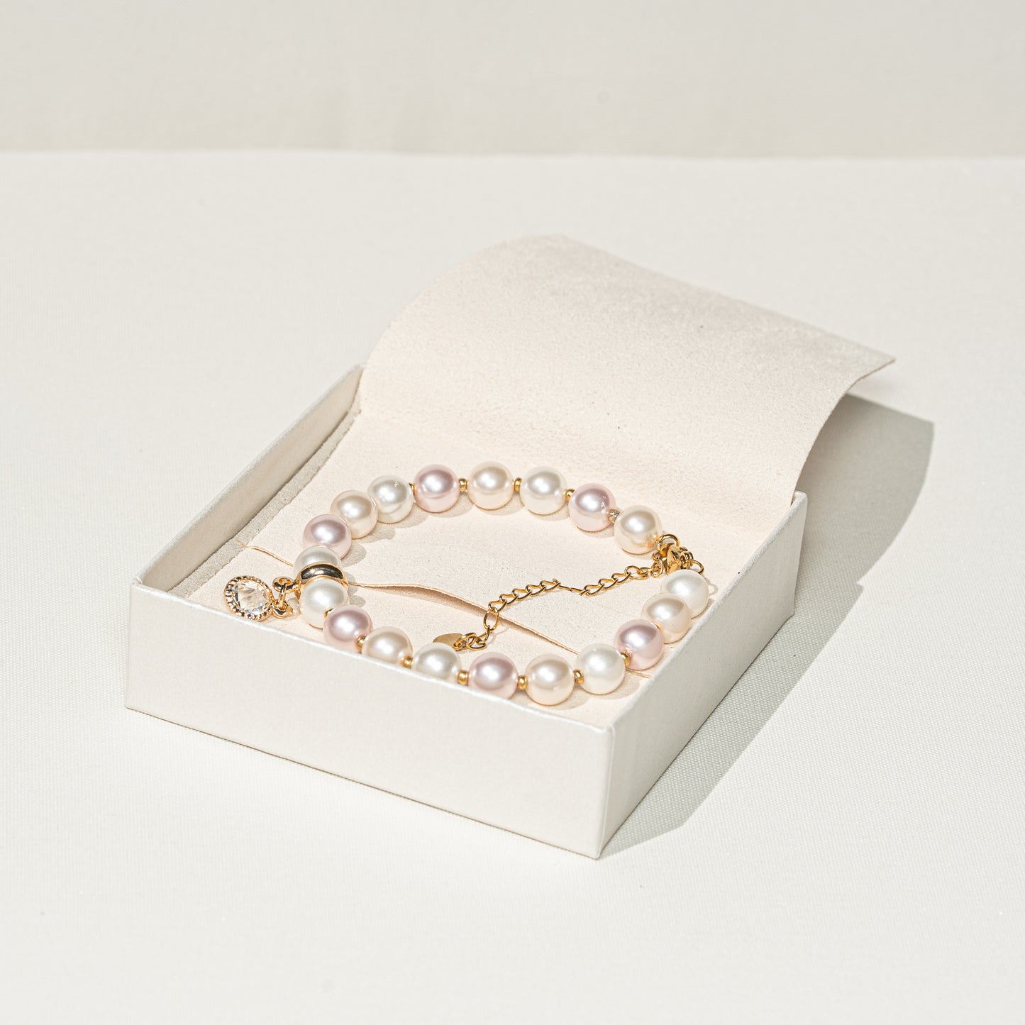 Roséfarbenes Perlenarmband, handmade