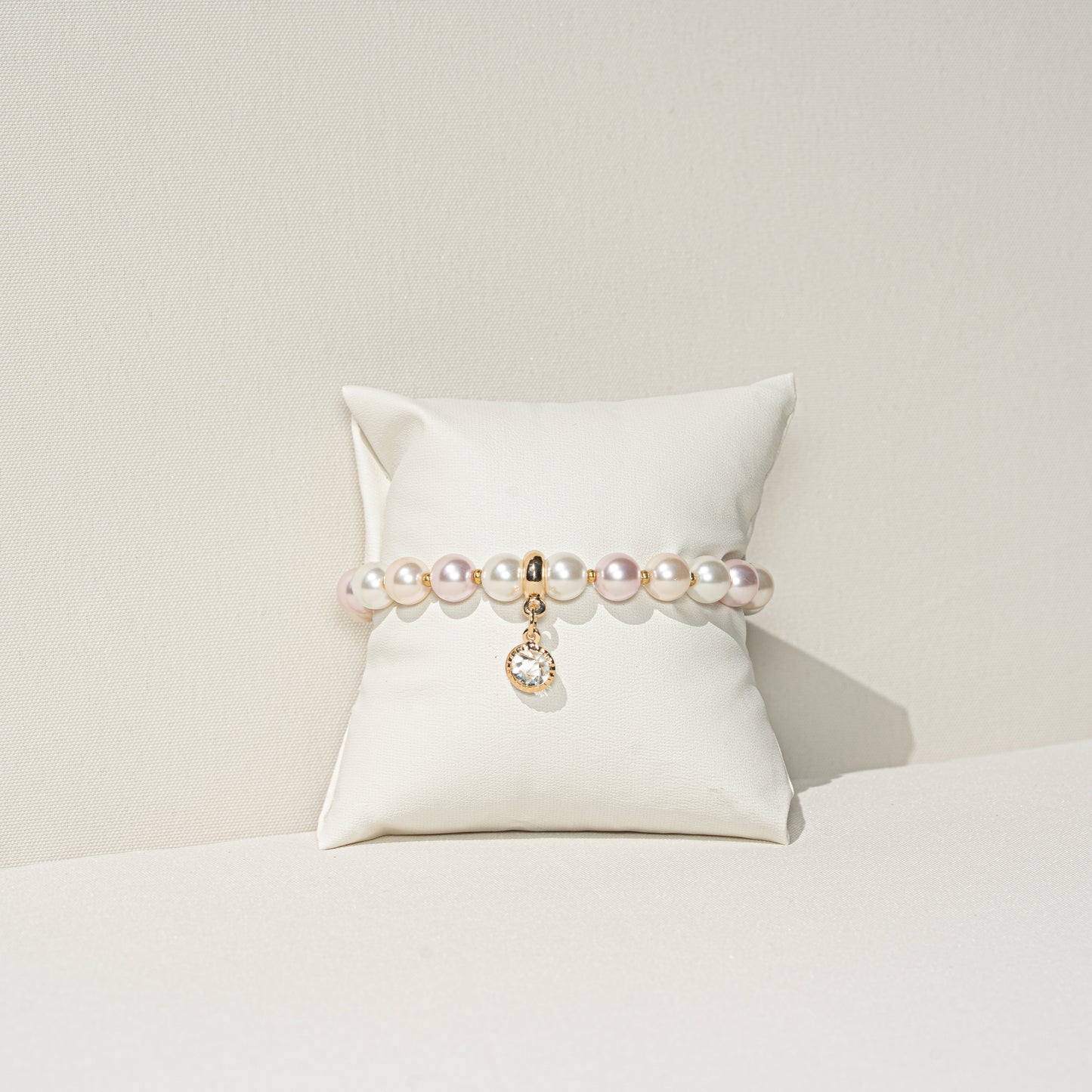 Roséfarbenes Perlenarmband, handmade
