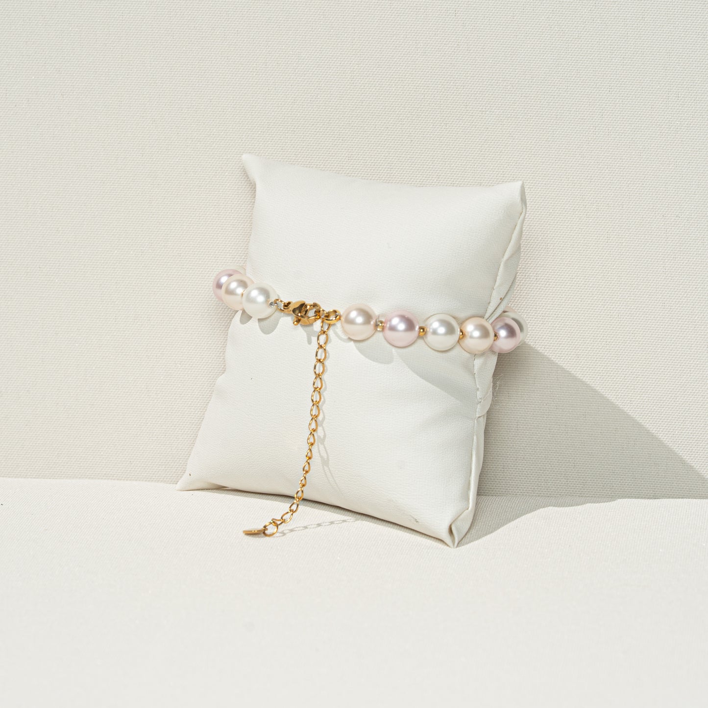 Roséfarbenes Perlenarmband, handmade