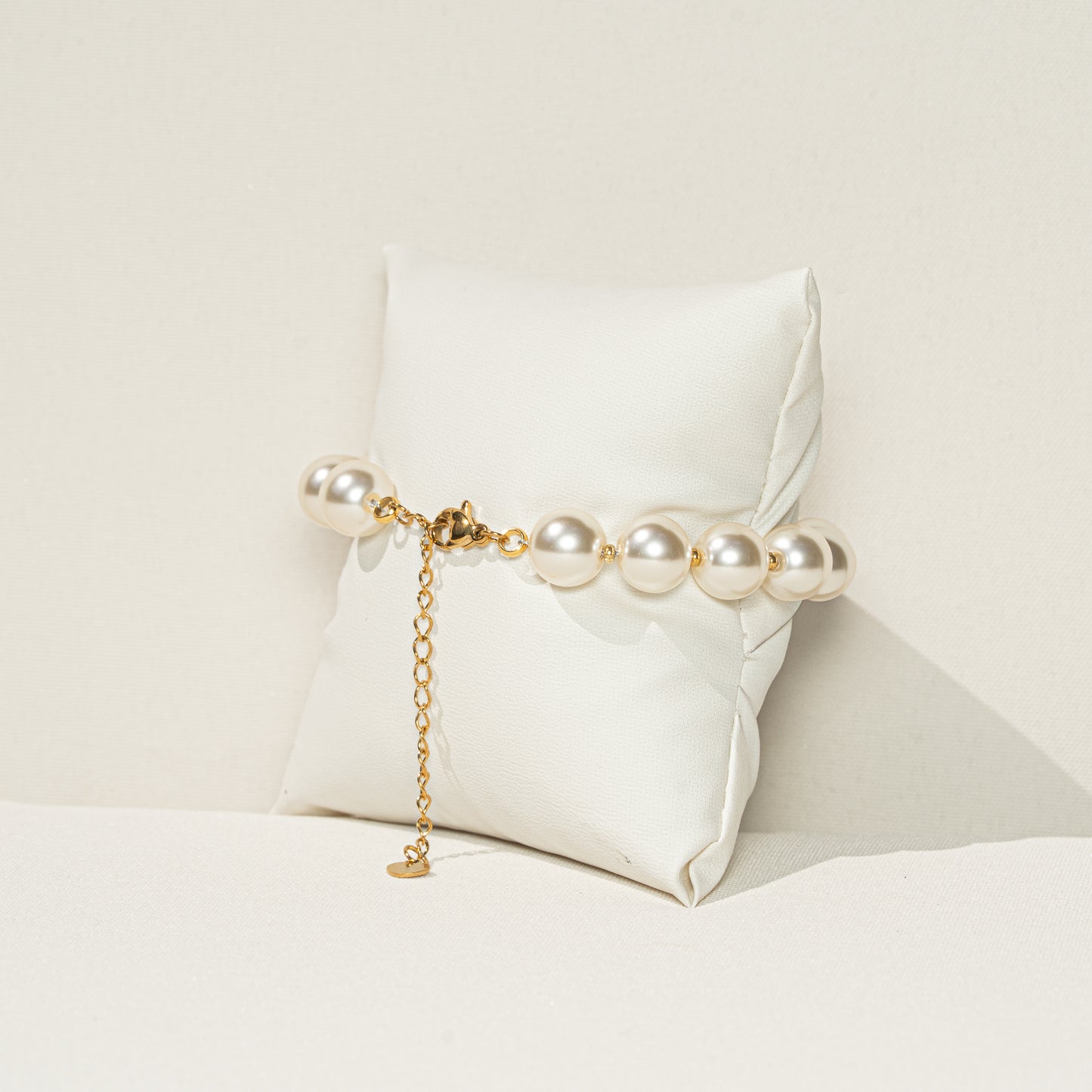 Champagnerfarbenes Perlenarmband, handmade
