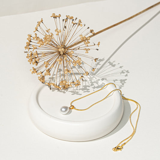 Kette mit Perlenanhänger, handmade