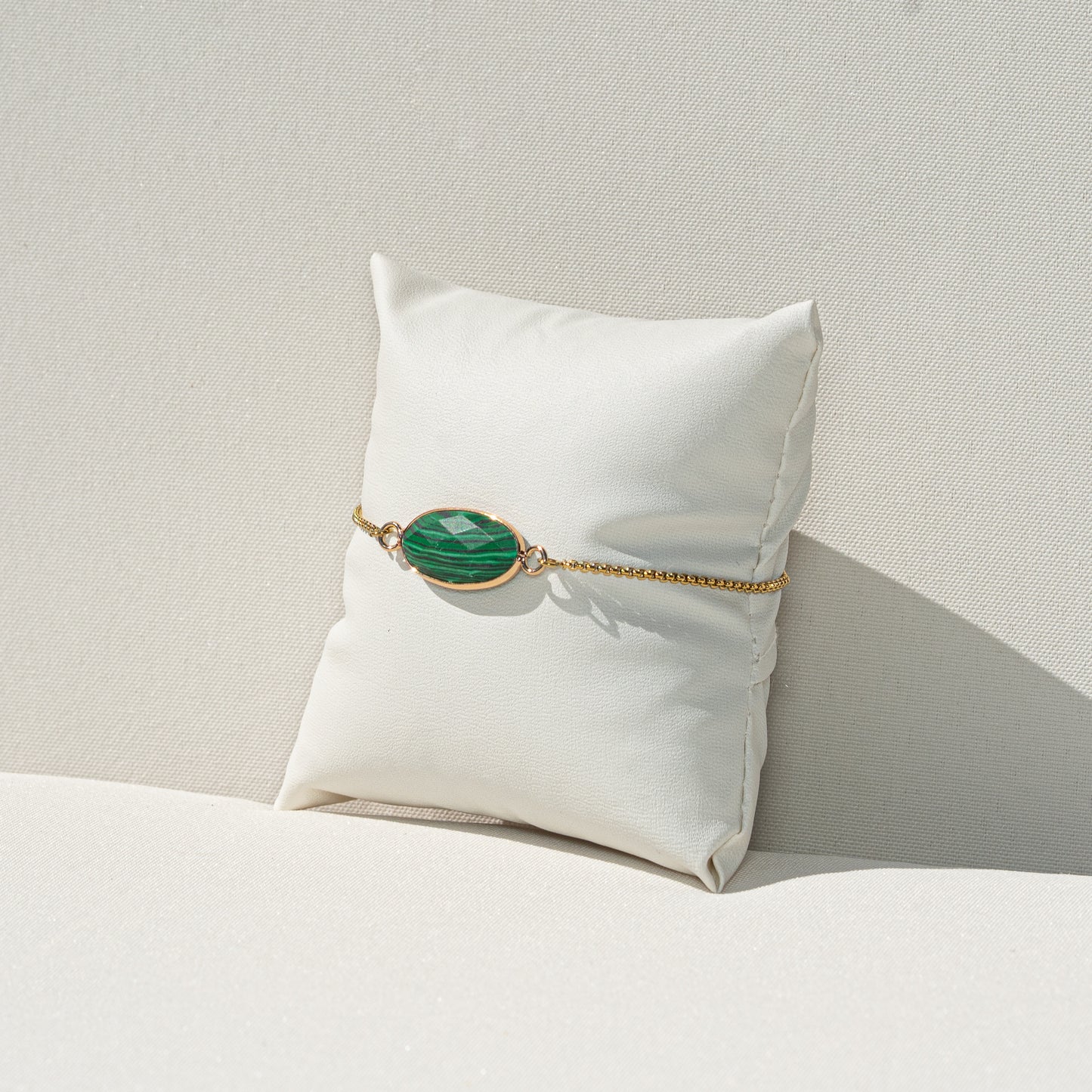 Armband mit echten Edelsteinen - hypoallergen, waterproof, handmade