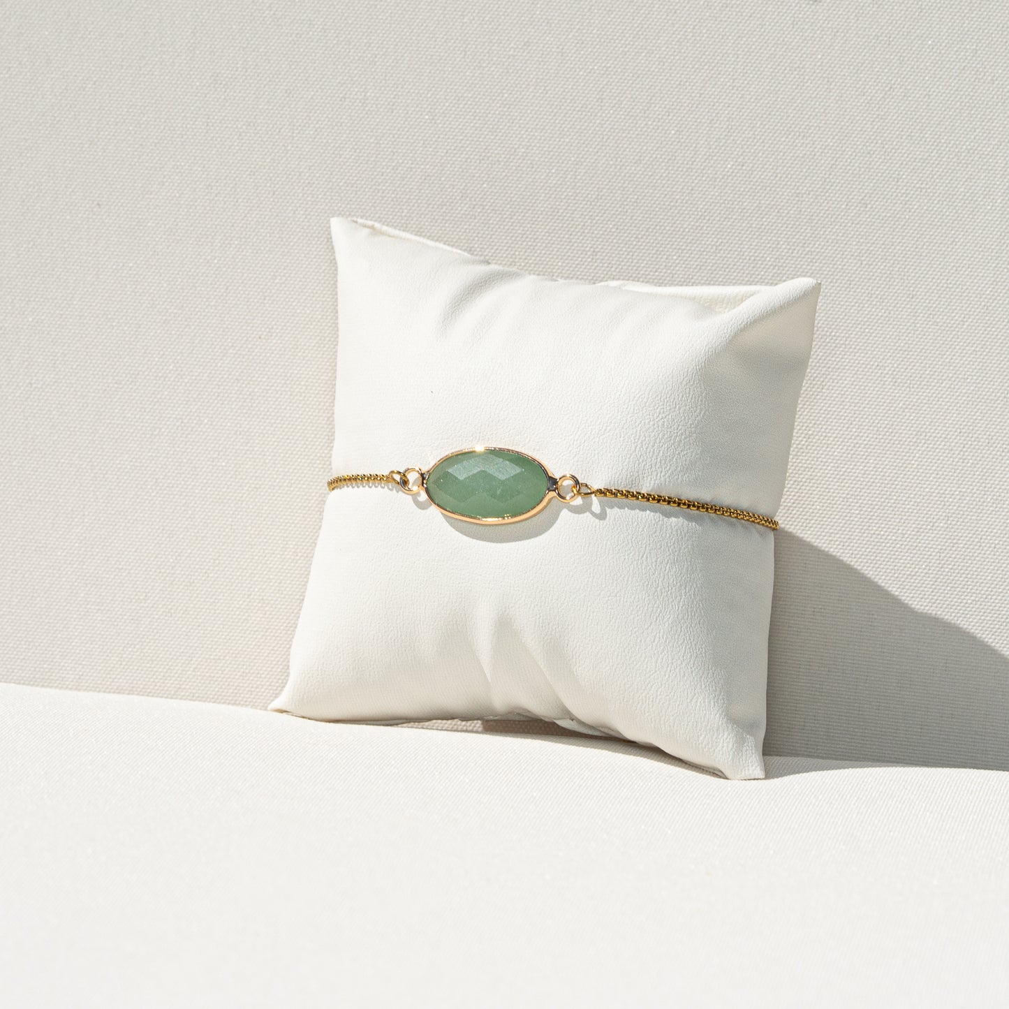 Armband mit echten Edelsteinen - hypoallergen, waterproof, handmade