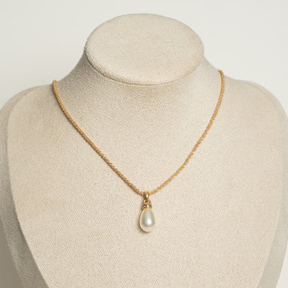 Glitterkette mit Anhänger mit weisser Perle und Strass