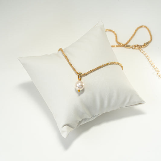 Glitterlkette mit Perlenanhänger