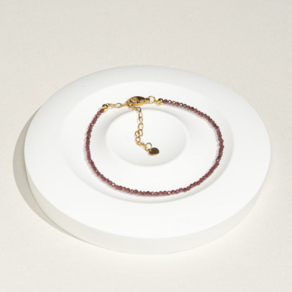 Pearl bracelet with pink pearls