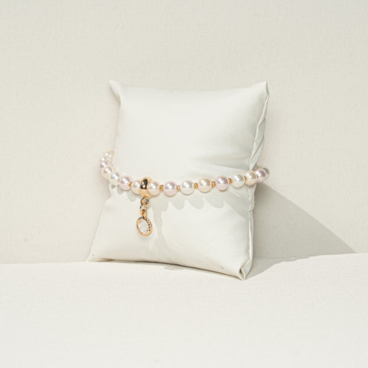 Pearl bracelet with pink pearls