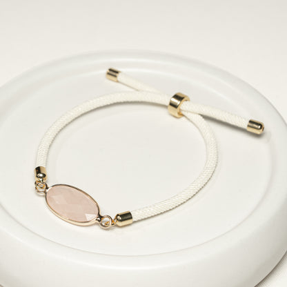 Pearl bracelet with pink pearls