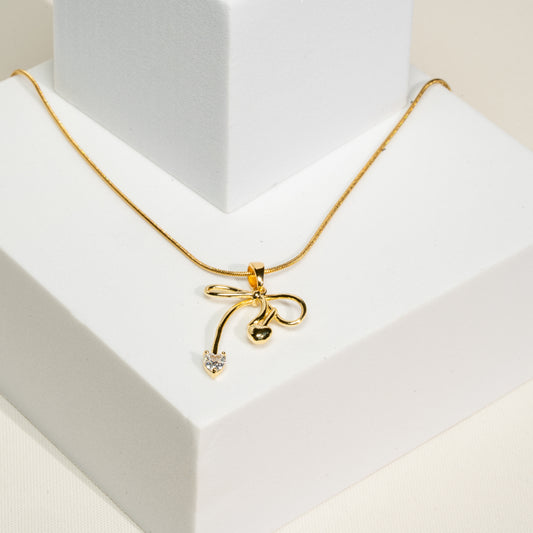 Kette mit Anhänger "Schleife"