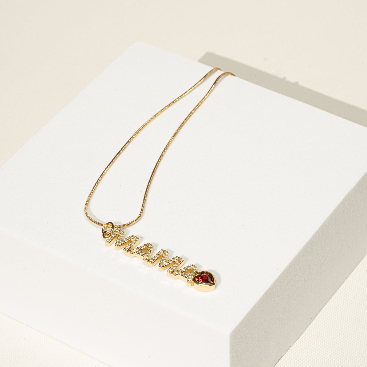 Kette 18K vergoldet mit Anhänger "Mama"