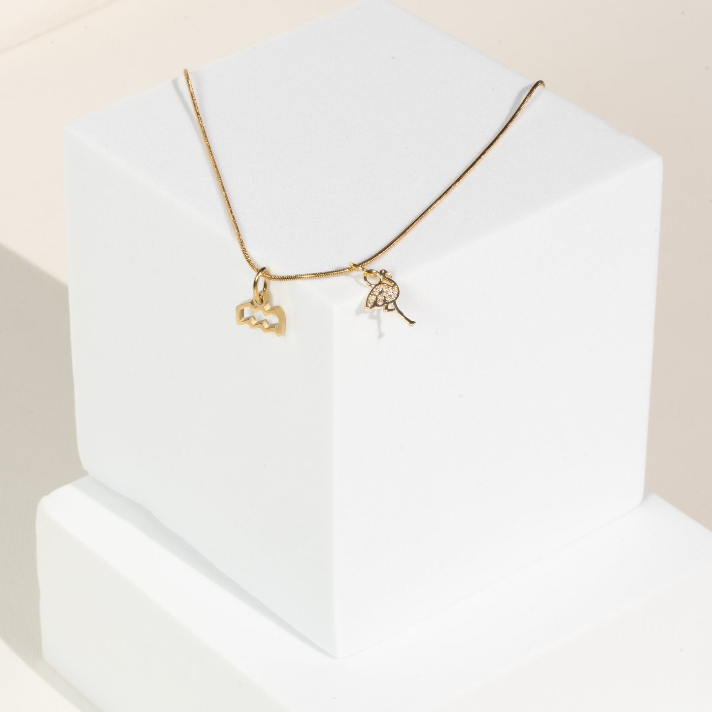 Kette 18K vergoldet mit Sternzeichen und Flamingo (personalisiert)