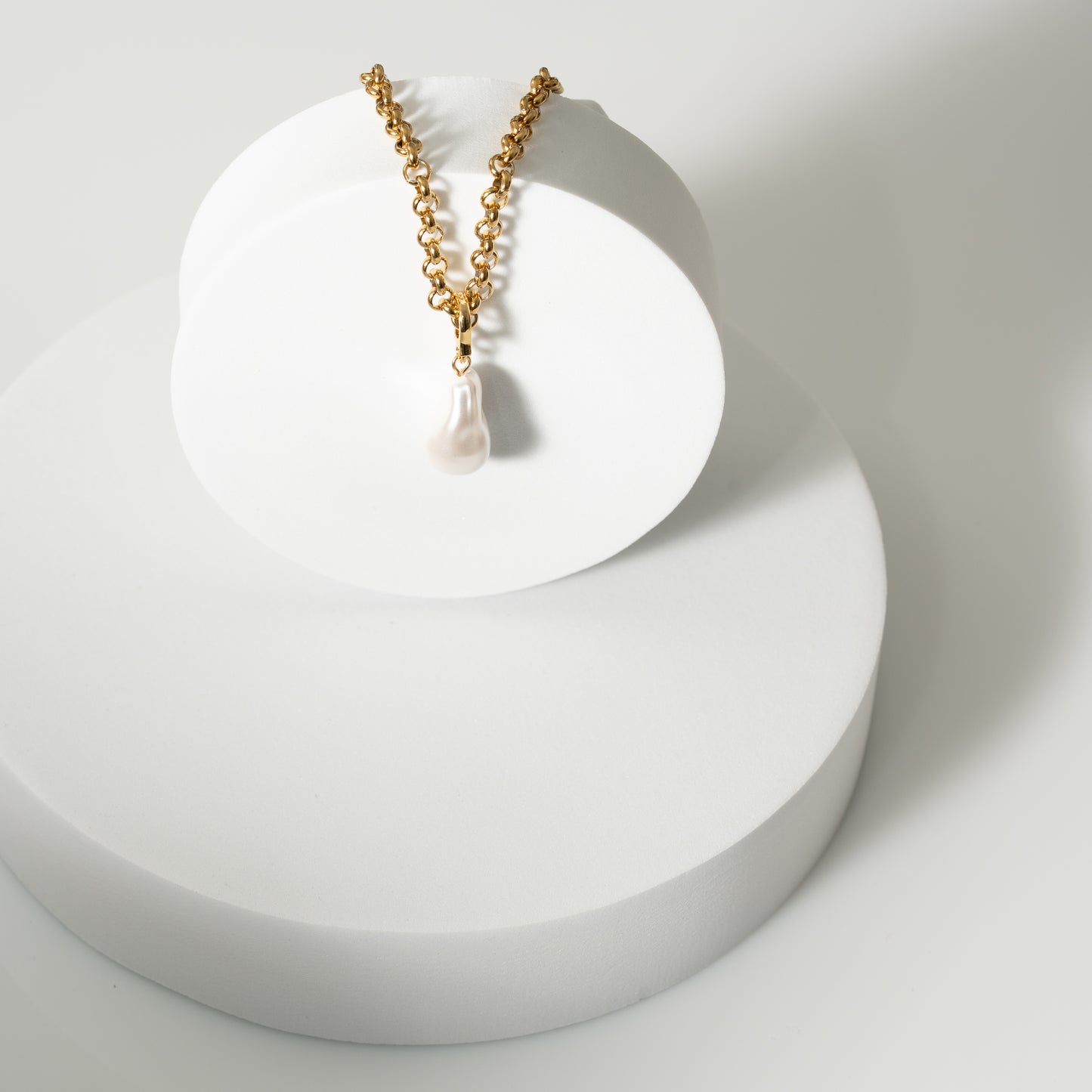 Kette 18K vergoldet mit Anhänger Grosse Perle