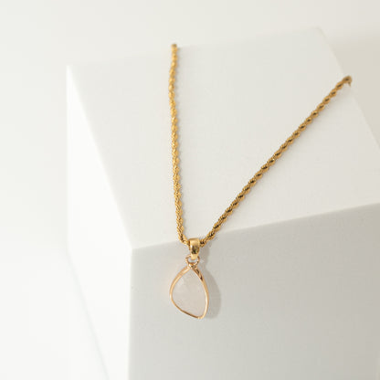 Kette 18K vergoldet mit Anhänger Bergkristall